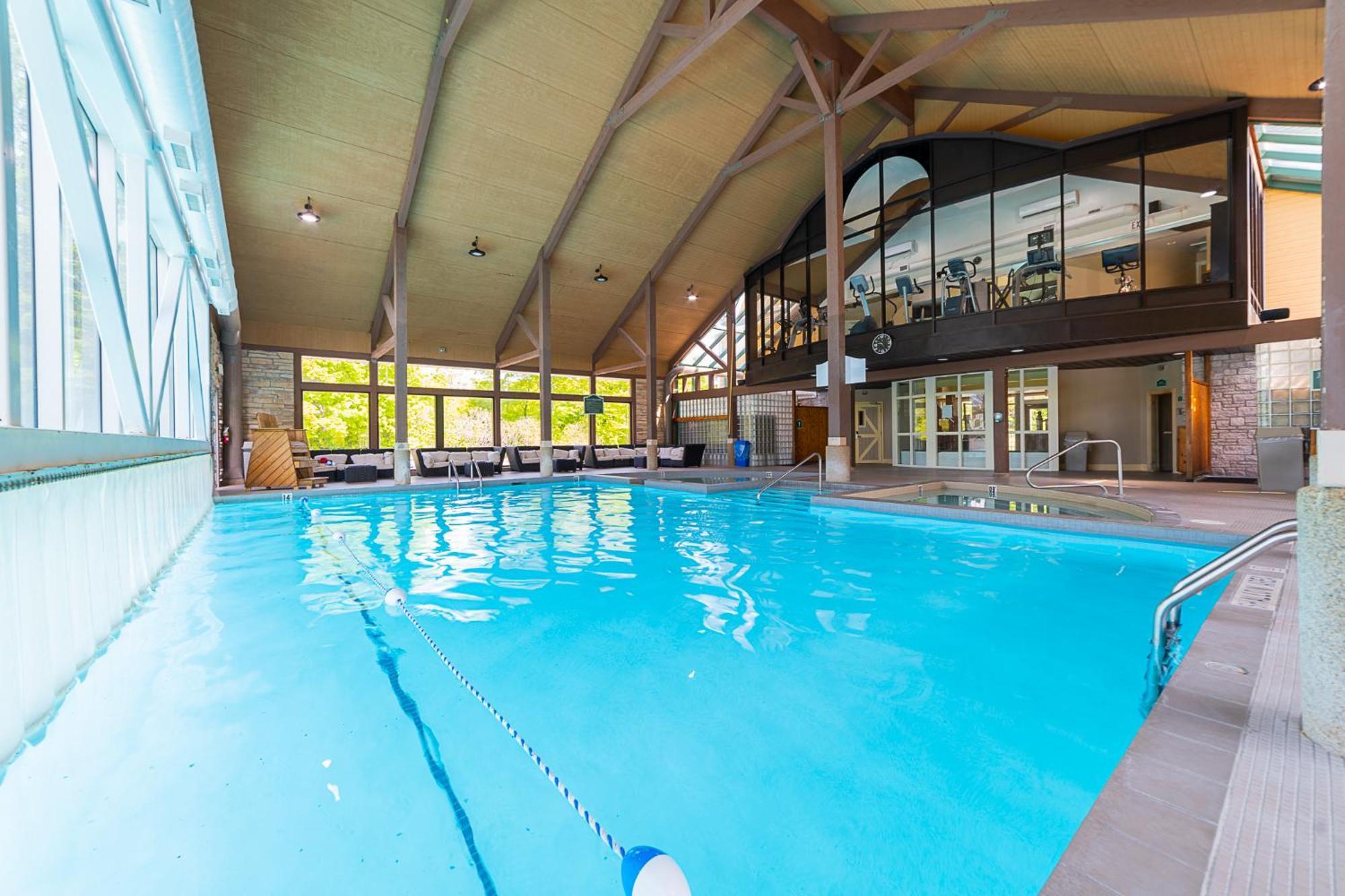 Horseshoe Valley Suites - The Aurora Shanty Bay Екстериор снимка